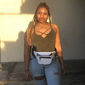 Meet your Posher, Azzauriah